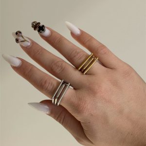 💍 Flirty Ring