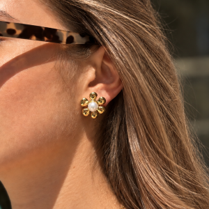 Bloomie pearl studs – Stainless steel